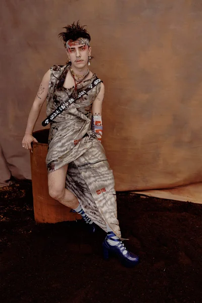 Look 33